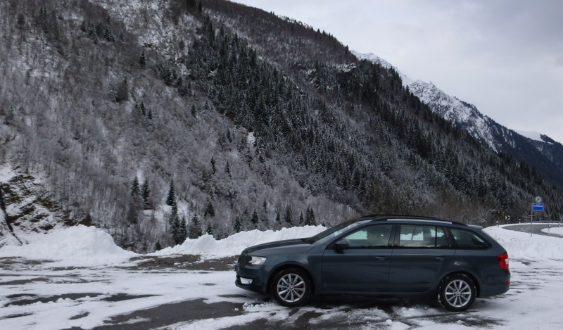 Illustration for article titled 2014 Ĺ koda Octavia Combi: The Oppositelock Winter Review